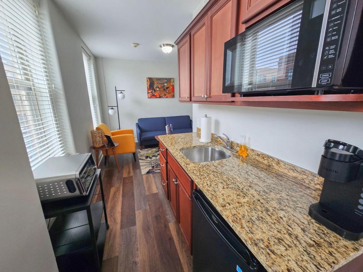 Gorgeous And Spacious Studio At The Historic Inman - 200 Champaign Esterno foto