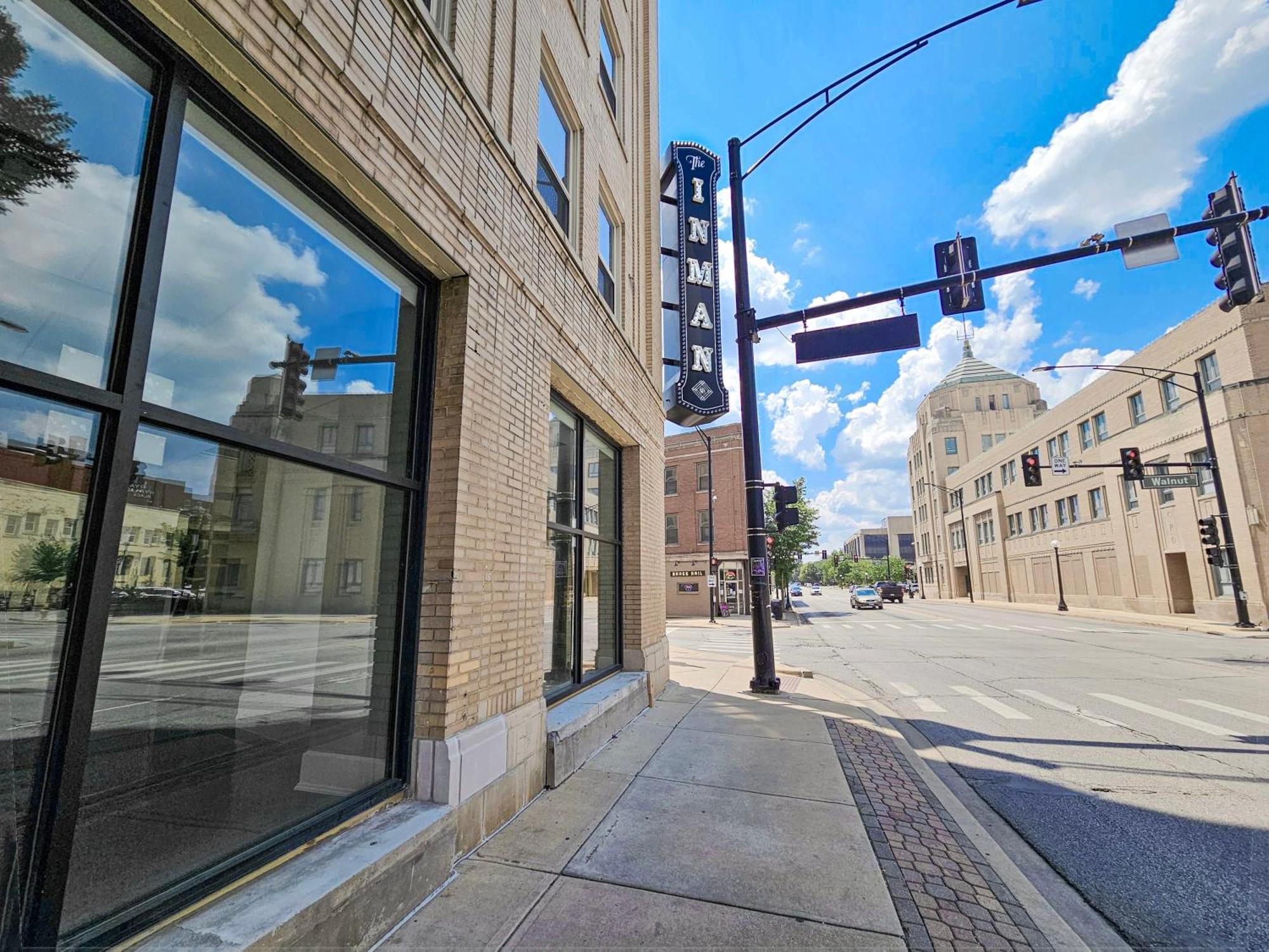 Gorgeous And Spacious Studio At The Historic Inman - 200 Champaign Esterno foto